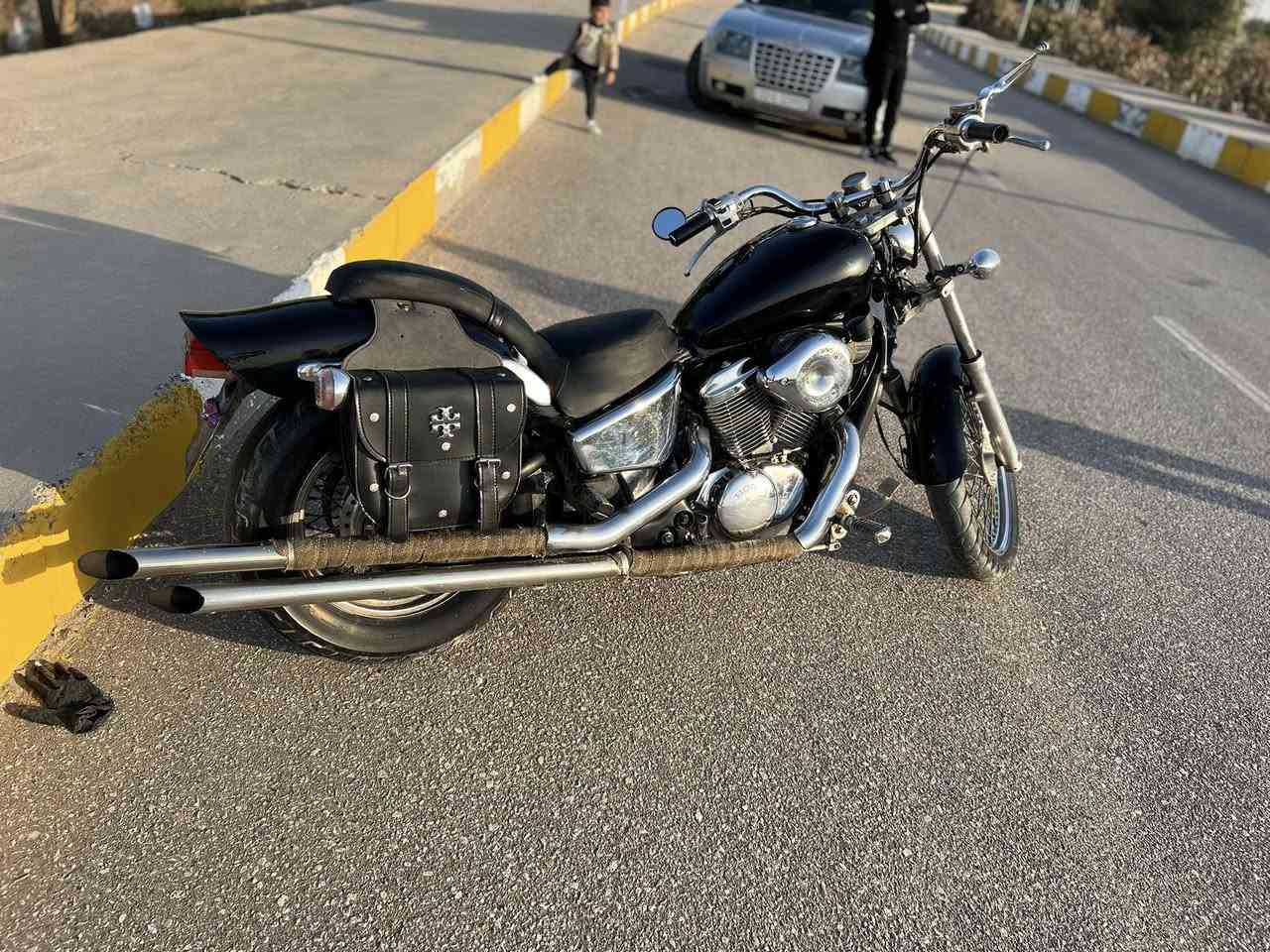 هوندا ستد 400 cc مديل 99 ادوات
السلام عليكم من رخصة الادمن❤️
ستد اوراق سكنر (ادوات) نضافتها مثل ما موضح بالصور
عليها ادامة فيت بم تفصيخ شخاطه تفصيخ بلكات 
صبغ جديد كهربائيات شغاله عالي ناصي ضهر اشاير 
فصله تخبل كشن كوبرا دوشمة جديدة 
السعر المطلوب 1500 او مراوس (دايوان)
مكاني بابل الحلة حي الصحة ***********
