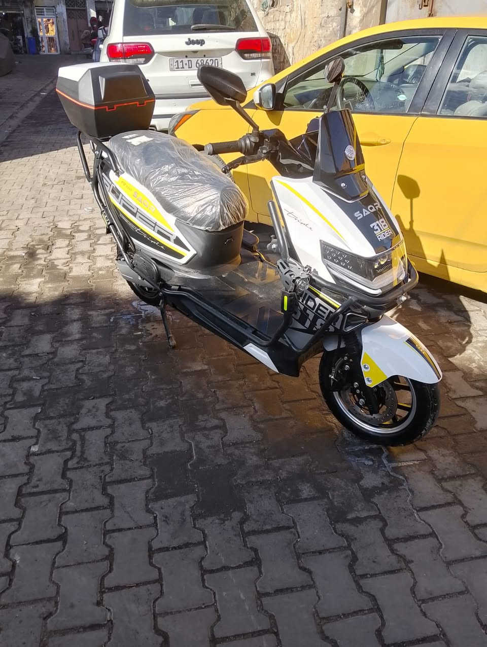 دراجة شحن 
جديدة جداً 
سعر 850 الف 
مكان بغداد 
للاستفسار 
***********
