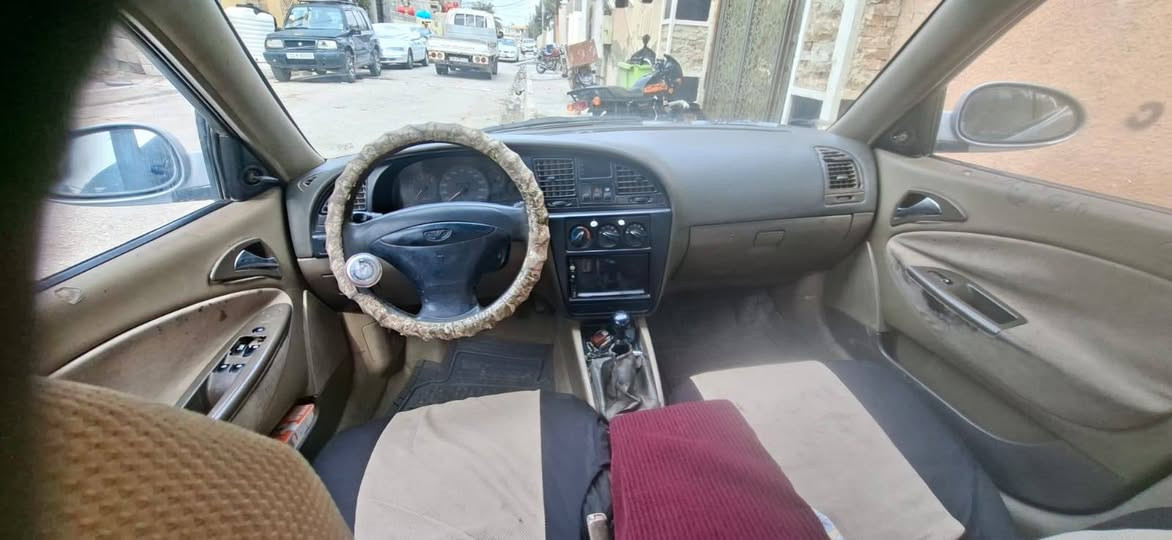 سلام عليكم من رخصة الادمن دايو نوبرة موديل 2000 رقم ديالى كير ومحرك خير من الله  تخم تاير  سيارة كاملة وكشرها كدامك واضح سعر  30 ورقة وبيهة مجال عنوان ديالى بلدروز
  ***********
