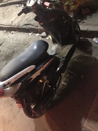 سكنس نثيه 140 للبيع او مراوس كوم حديد دراجه شغاله بس بيها تاخير بالتشغ...