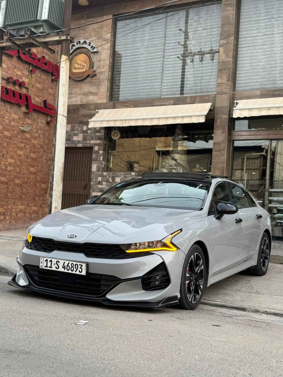Kia K5 2021 GT Line
‎فول 1/1 ماشية 115 الف كيلو متر 
‎السيارة مناقصه مصرف ربع كاملة من كل النواحي 
‎حادثها چاملغ وبنيد وبيه قطعتين كلير من أمريكا 
‎صور الحادث مرفقة بالبوست 
‎السعر 155 وبيه مجال بسيط وترهم مراوس حسب القناعة 
‎عنوان السيارة بغداد الدورة ***********
