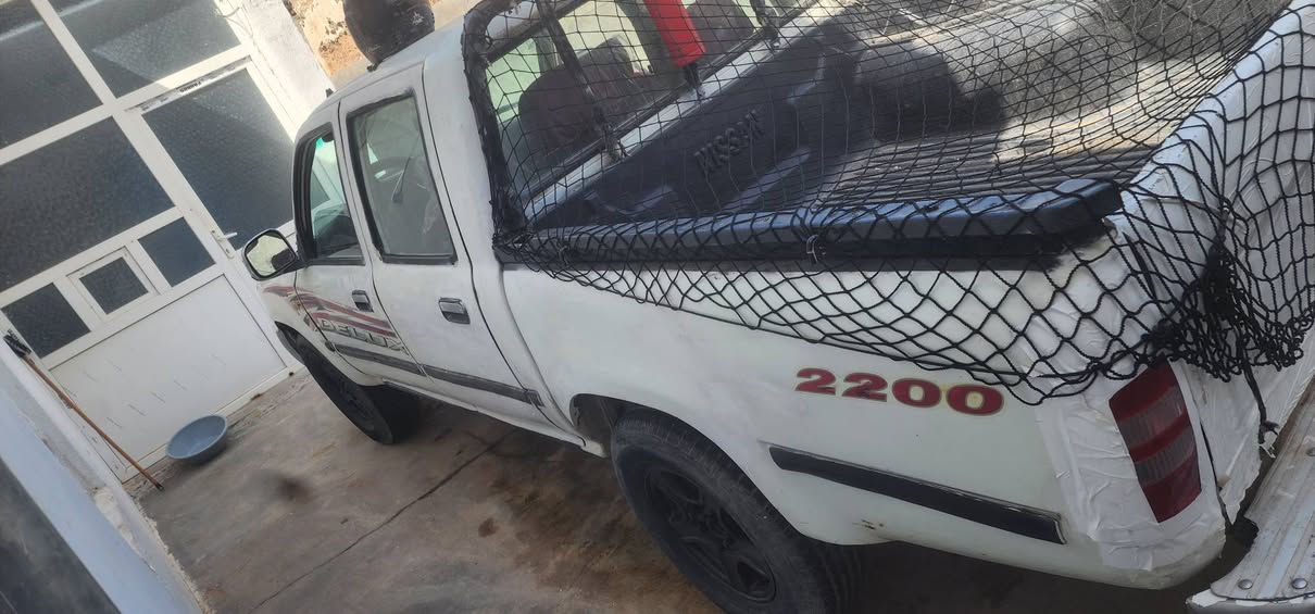 للبيع  مكينه كير بل با كيت اكسل شاصى  مودل ٢٠٠٦
بس شرت  اصولى بدون راعى 
*********** 
سعر ٢٢ ورقه
