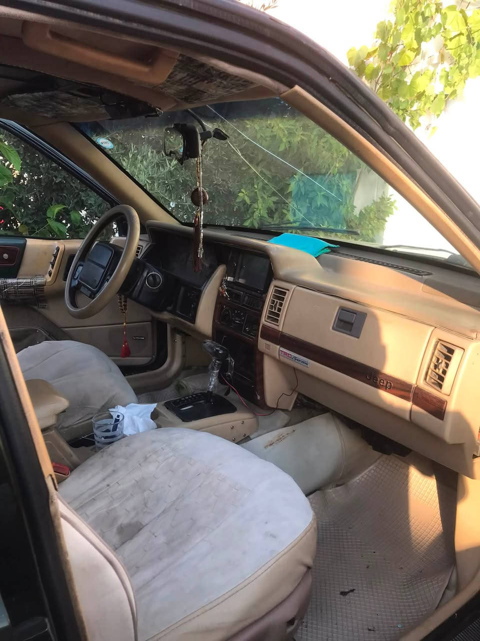 للبيع بدون اي عيب تفاصيل خاص. 40 بيها مجال شرط تحويل رقم سليماني


**إذا كنت صاحب هذا الإعلان وتريد حذفه لأي سبب، رجاءا أرسل رسالة إلى الدعم الفني**