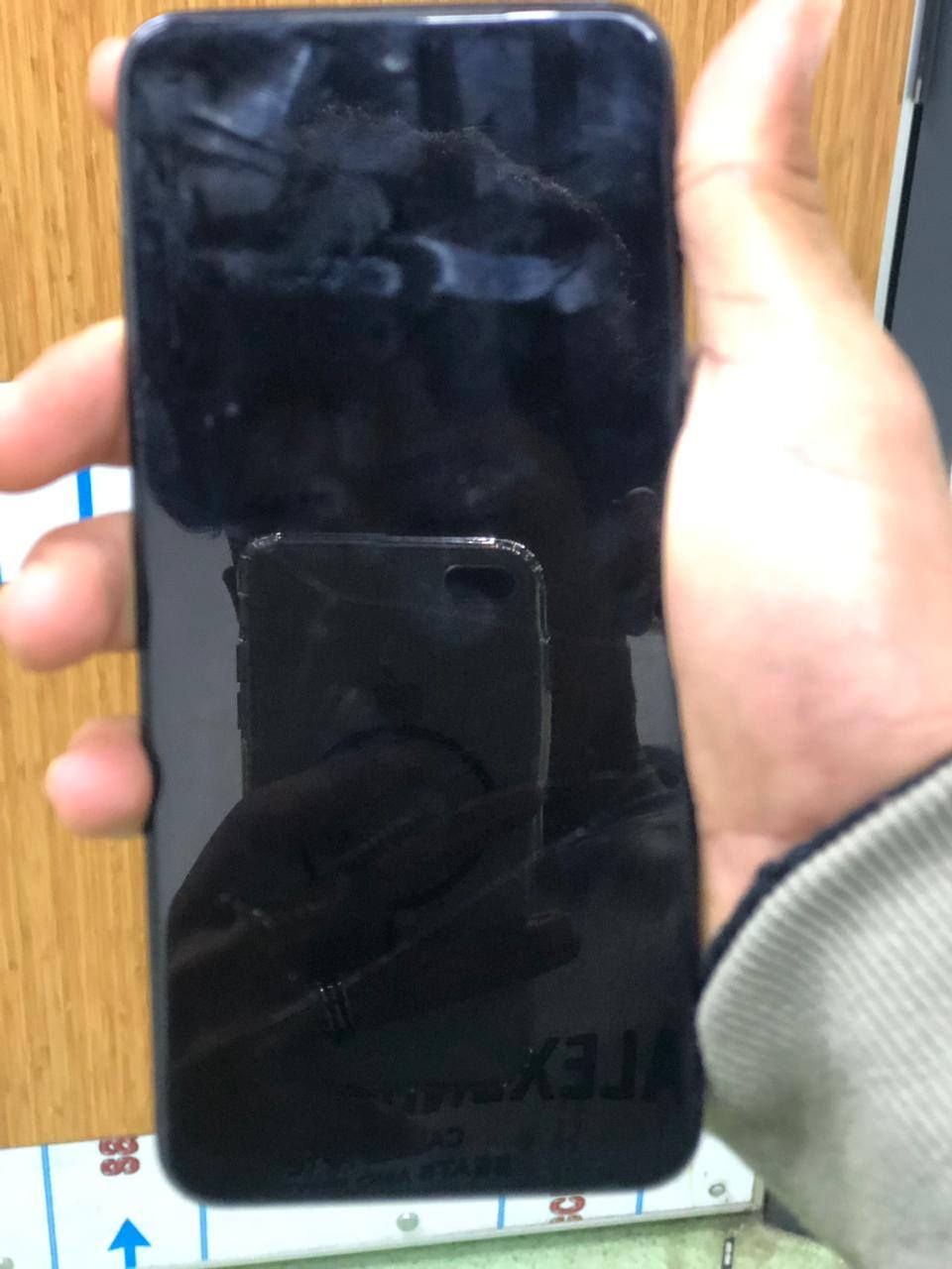 سلام عليكم للبيع ريدمي نوت 10sجاهز شرط كلة مامفتوح ولا مبدل بي شي شرط ماواصل مصلح ذاكرة 128 الرام 6 سعر 100 بي مجال ***********
