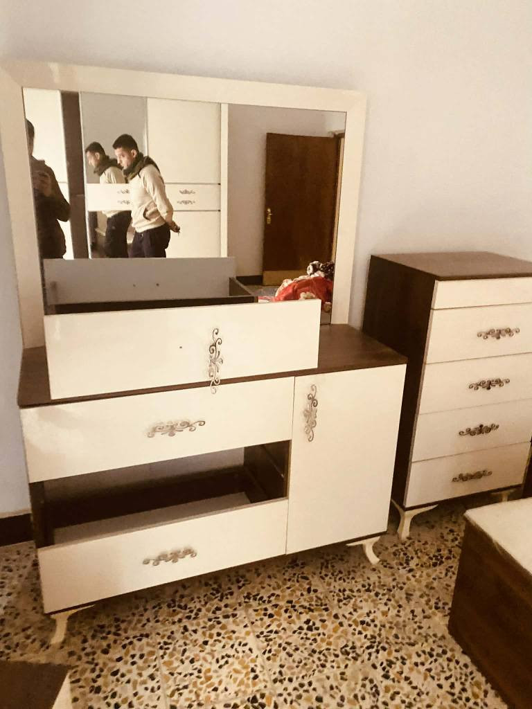 العنوان  ♕♕
تكريت شارع الباشا الرئيسي بقرب مشتل الياسمين 

꧁꧁꧂꧂معرض ايمن الكريش

غرف تركي مستخدم نضيف ⭐⭐
  نظام عملنا خدمة توصيل تكريت داخل وخارج تكريت 🚛🚛🚛

انت اختار واطلب واحنه نوصلك لباب البيت 👌👌👌

للحجز والاستفسار  يرجه 💌💌  اتصال ع الرقم *********** اتصال او وات ساب تكريت, صلاح الدين
