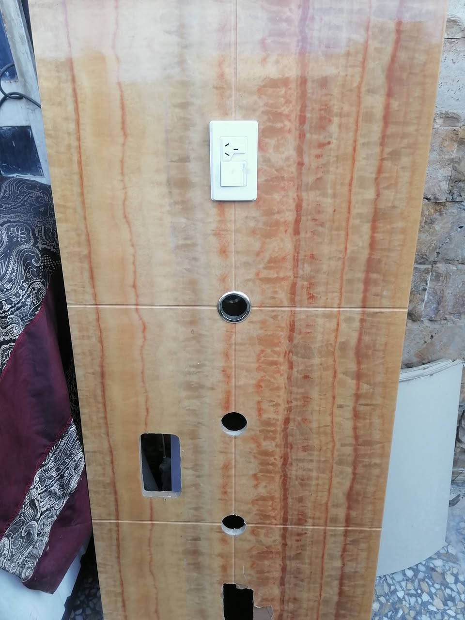 ديكور بلازما بل حائط كلش حلو ومرتب للبيع كامل حتى مجرات بيه قيم بما يرضي الله


**إذا كنت صاحب هذا الإعلان وتريد حذفه لأي سبب، رجاءا أرسل رسالة إلى الدعم الفني**