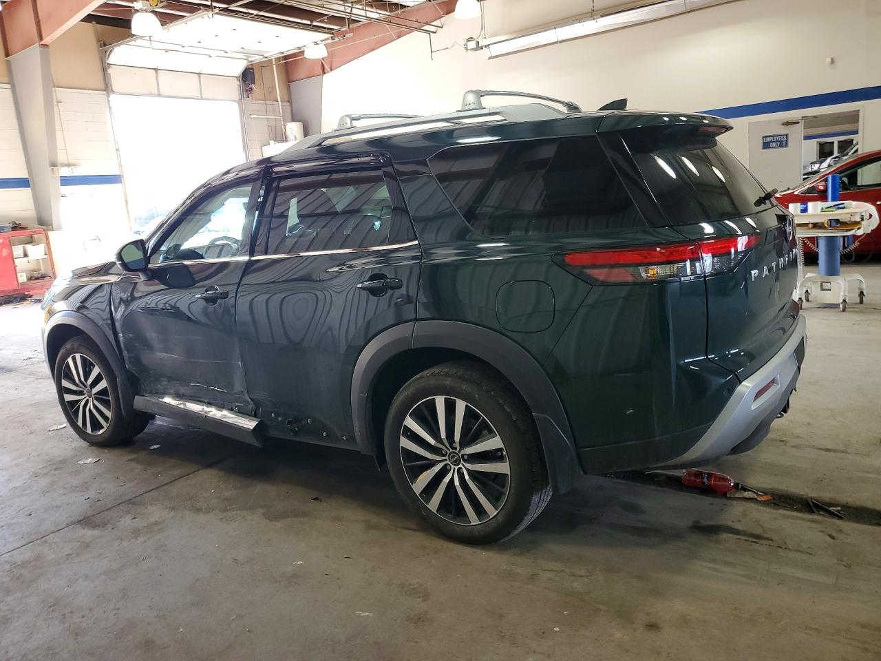 🚨 تنويه مهم
هذه السيارة معروضة في المزاد الأمريكي 🇺🇸
والمزايدة والشراء تتم عن طريق مكتب الباخرة للمزادات 🇮🇶
🔥 تدخل بكتاب الشهداء
───────────────
🚗 نوع السيارة:2025 NISSAN PATHFINDER PLATINUM
📅 تاريخ المزاد:الجمعة 27-03-2026
💰 السعر: يتحدد داخل المزاد
📊 الممشى:30898 ميل فعلي
🛠️المحرك: 6 سلندر / 3.5 لتر
───────────────

🔥 مجاناً مجاناً مجاناً
📄 تقرير كارفاكس مجاني بدون أي مقابل
───────────────

🚗 سحب السيارة خلال 24 ساعة من وقت التسديد
💸 حسابات مخفّضة وعمولات أقل من السوق
───────────────

🚢 الشحن متوفر من:
🇺🇸 🇨🇦 جميع الولايات الأمريكية والكندية
➡️ شحن مباشر إلى العراق
➡️ العقبة – جبل علي – ميرسين
───────────────

🛃 تخليص كمركي كامل من ميناء أم قصر
🏔️ تخليص كمركي إلى إقليم كردستان
🇯🇴 شحن مباشر إلى عمّان (العقبة)
🇹🇷 شحن إلى ميناء ميرسين – تركيا
───────────────

🏢 فروع الشركة:
📍 الفرع الأول: بغداد – السيدية – الإعلام
📍 الفرع الثاني: الإمارات العربية المتحدة – الشارقة – الصناعية 4
───────────────

👥 مجموعة البيع والشراء:
https://www.facebook.com/share/g/17pXXBgeeU/?mibextid=wwXIfr

───────────────

🎵 TikTok:
https://www.tiktok.com/@al_bakhera?t=8qGOLioZlVE&_r=1

───────────────

📞 للاستفسار والتواصل:
+9647739115599


**إذا كنت صاحب هذا الإعلان وتريد حذفه لأي سبب، رجاءا أرسل رسالة إلى الدعم الفني**