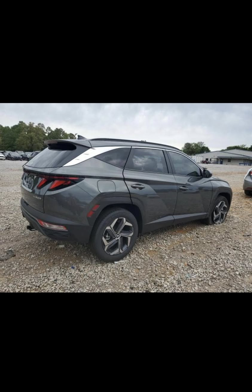 توسان موديل 2024 هايبرد بلكن فول عده الفتحه
حاليا موجوده بلحره بعمان ابيع بعمان بدون تصليح بدون تخليص تدخل باسمك مكاني بغداد حي النصر 
***********
