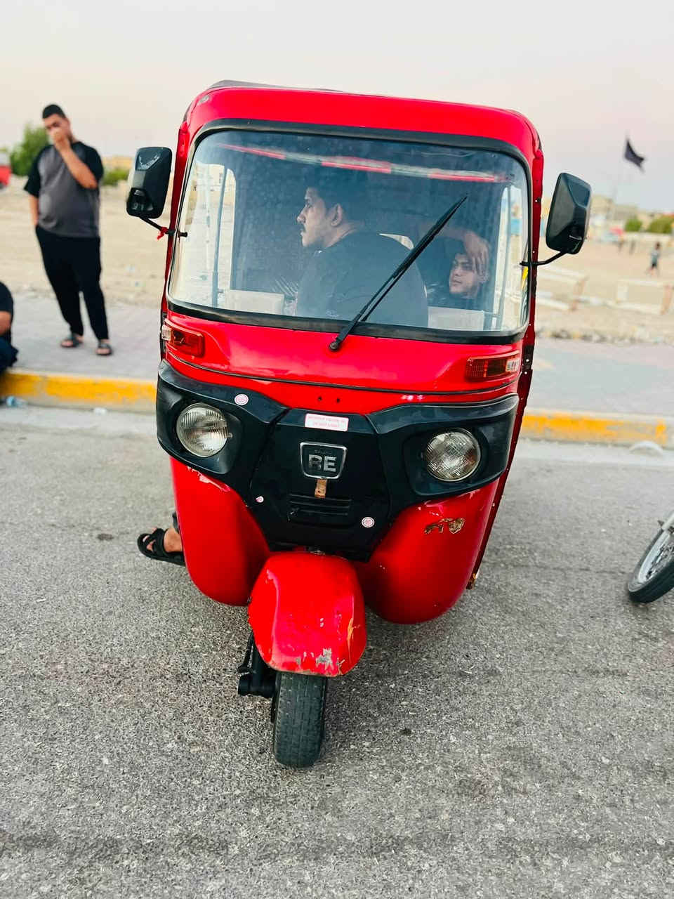 سلام عليكم ورحمة الله وبركاته تكتك موديل 2018 اوراق اوراق اوراق اصولي مكينه 20 لاتنقيص ولاتبخير معمره دوس وبيه لغد صبغ وباقي خير من الله الاستفسار اتصل ***********
