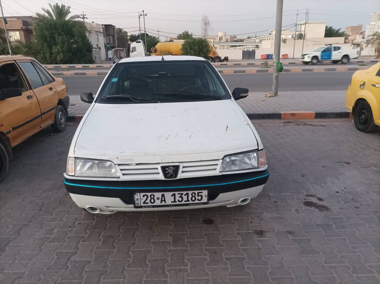 سلام عليكم
للبيع بيجو 405 GLX كفاله عامه كير مكينه حداديه كله جديد تبريد ثلج 
تخم تاير رقم نجف انكليزي بسمي مداور ثاني يوم سعر 35 بيها مجال بسيط مكاني نجف كوفه للستفسار ***********
