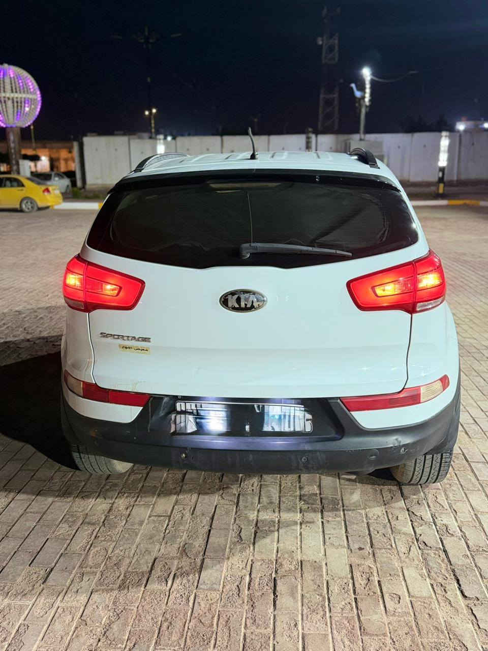 سبورتج 2015  مكفوله.  للبيع
للستفسار  اكثر  ***********
سماوه
