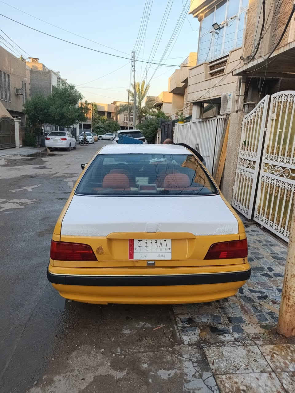بيجو بارص  . موديل 2015
مابيه اي شي لا كص ولا تبديل ولاصبغ 
محرك كير فرنسي مكفولات 
صدر جديد 
تايرات زوج جدد زوج نص عمر 
صدر جديد سياره جاهزه وشغاله 
مكانهة بغداد دوره 
شرط تحويل  عليه هيئه ٢٠٠عليه 
سنويه ماساقطه 
تحويل شوكت متريد شرط تحويل
سعر30وبيه مجال بسيط 
***********
