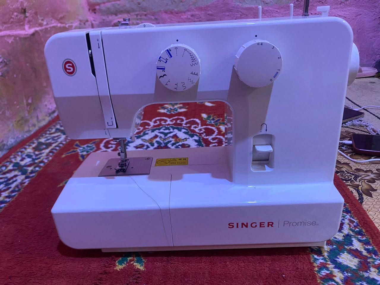 سلام عليكم مكلف بل نشر مكينه خياطه نوع تايلاندي الصلي
راعيها متوازي مكينه جديده مامستخدمه 
سعر 175 وبيها مجال قليل ***********
العنوان الزبير حي شهداء
