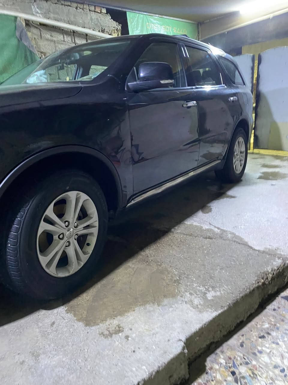 اسلام عليكم
دورنكو موديل 13 فول واحد على واحد مكينة وكير وصدر وتايرات كلة جديد 
حادثهة جاملغ وبنيد بامريكا 
وبلعراق نصبغة عام جمالية بدون معجون السعر 155 وبيهة مجال قليل رقم بغداد باسمي ***********
