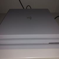 مقدما الصورة مو الي بلي 4 برو مهكر نضام 9 واحد تيرا بدون فلاش وياه جوي...