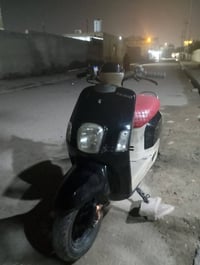 ماكس بوليس • اوراق باسمي • مكينة نشطة