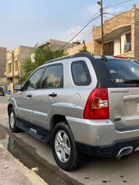 سبورتج 2009 للبيع فور ويل بيهه بارد بل جاملغ الامامي  رصعه بجنطه  وحال...