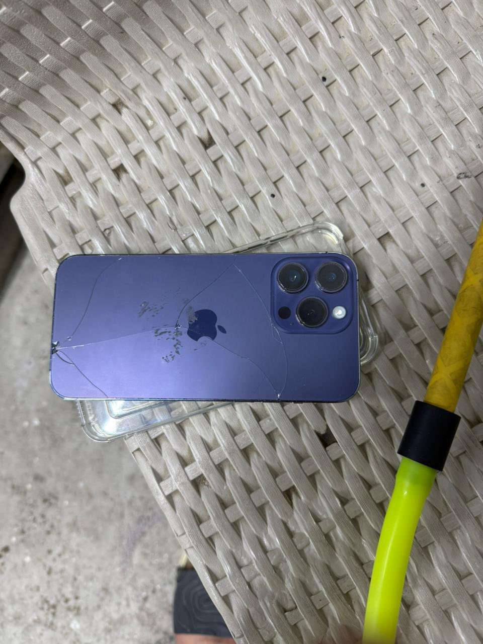 سلام عليكم ايفون ١٤ برو ماكس ذاكره ٢٥٦ جهاز بدل شاشة اصليه وبطارية ١٠٠ اصليه جهاز شرق اوسط ماستر كارتونه موجوده سعره ٦٠٠ وبيه مجال مكان بغداد الحريه الرقم *********** واتساب
