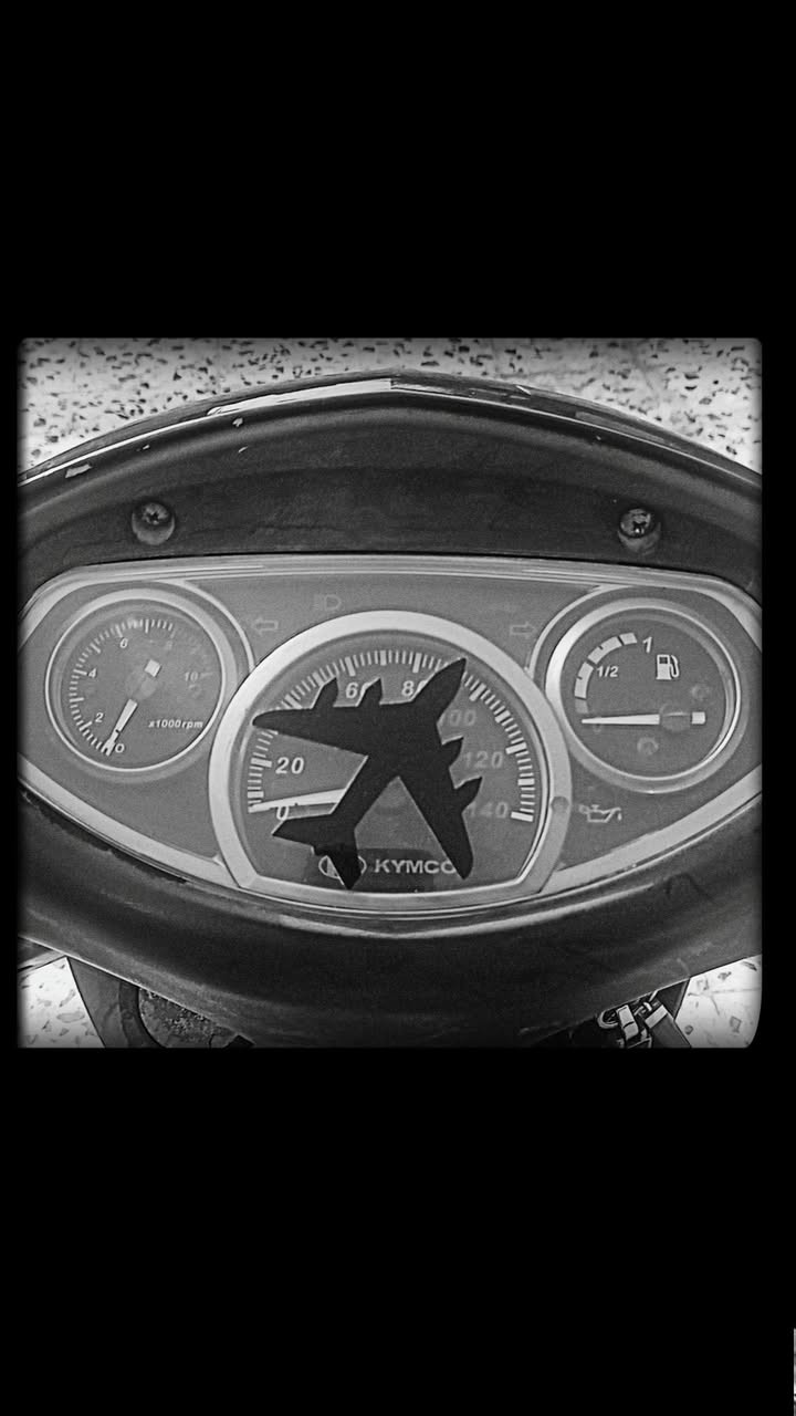 السلام عليكم ورحمة الله
شباب دراجه كامكو جي فور ياباني دراجه حاويه طالعه بشهر اثنعش محرك لا مجفت ولا هاي مامفتوح كفراته نضيفه كله شغال كهربائيات كله هورن سلف هندر كله شغال عوزه بس كيج مال بانزين فقط مكاني براكيه شارع المعمل الاستفسار هذا الرقم متواجد ماسنجر ***********
