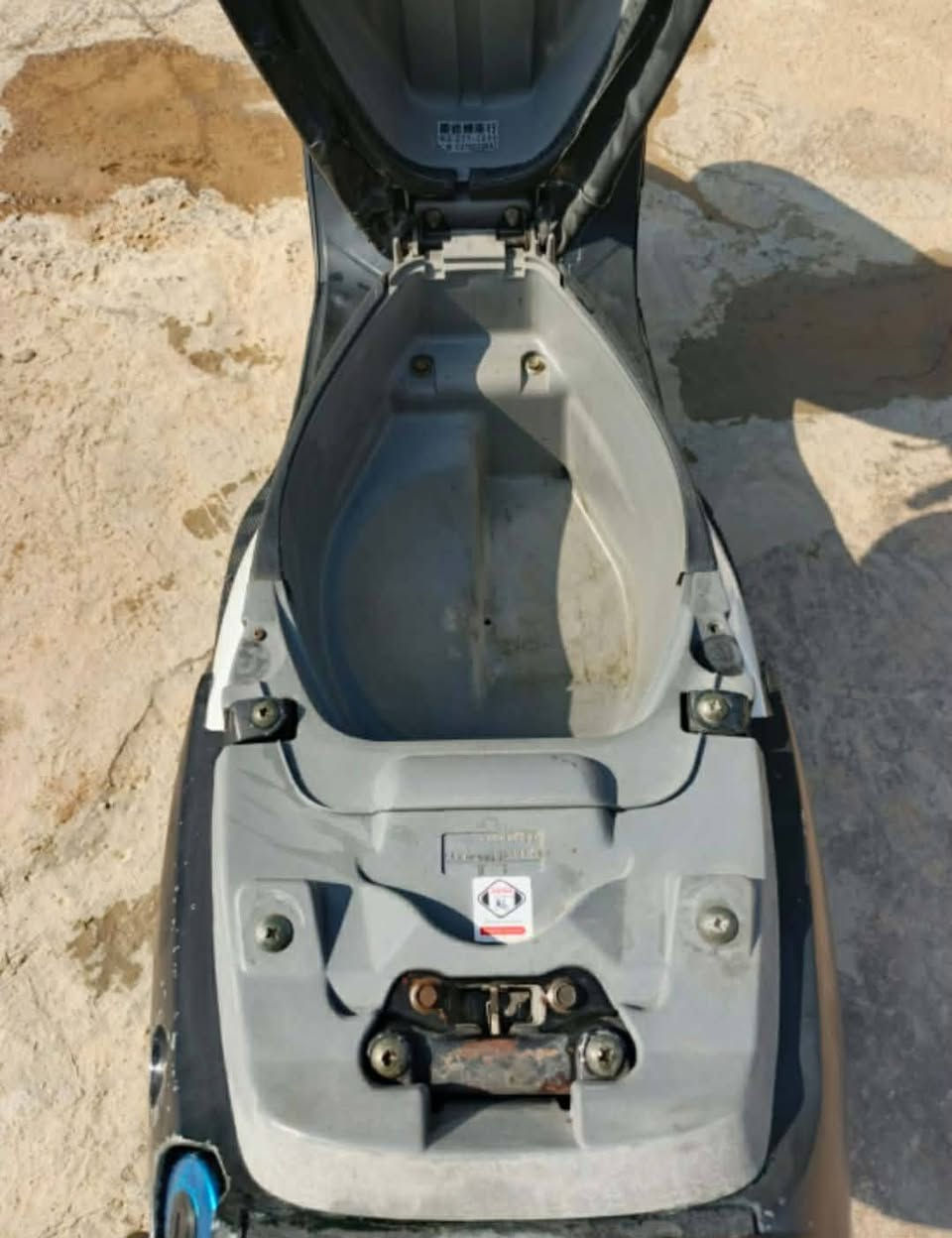 فراشه للبيع مابي اي نقص كله شغال ***********
