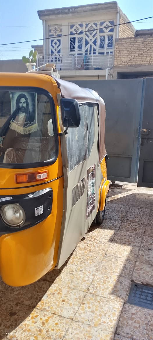 تكتك للبيعمديل 20 بشهر9 اوراق أصولي خير من الله  الا تبخير لا تنقيص بس شويه الصفحه اليسره مضروبه والله هيه خير من الله السعر 5,100وبيه مجال للشراي  ***********
