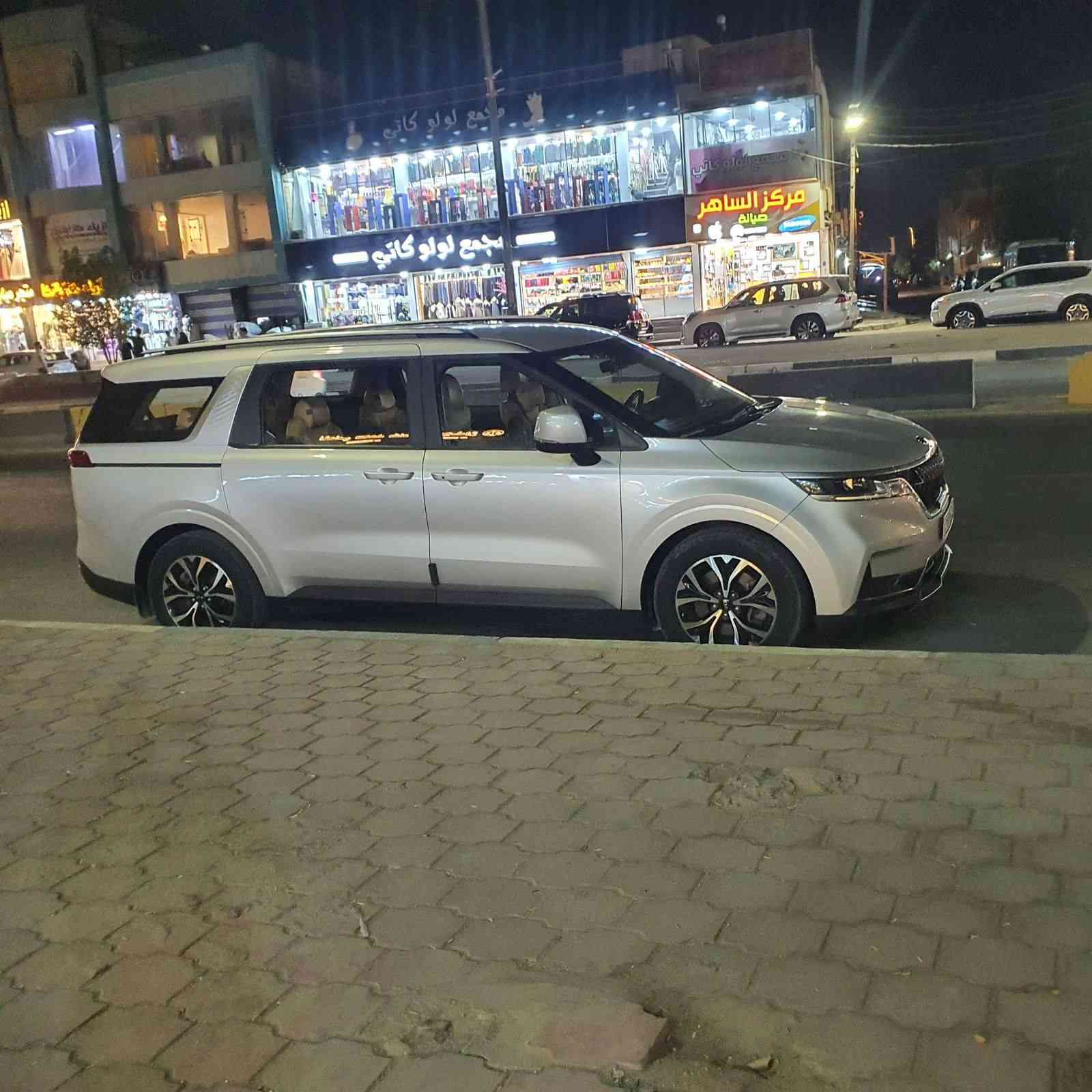 سلام عليكم " كيا كرنفال موديل 2021
1- فئه الـ LX وارد كوري 

2- كلين تايتل لون سلفر 

3- محرك 4 سلندر 2.2D كاز نظام دبلو 

4- كير اوتماتيك 7 نمر 

5- عدد المقاعد 11 " جلد بيجي واسود

6- دخول أبواب ذكي 

7- تشغيل عن بعد 

7- تدفئه تبريد كشنات 

8- كامره خلفي 

9- شاشه كبيره 

10- رادار

11- تحديد مسار

12- تحكم ستيرن جهتين 

13- تبريد قطعتين 

السياره كفاله عامه ماعدة المكينه غير مكفوله السياره تعمل وتسير ابيع مكينه كايمه على وضعها للأستفسار اكثر او الاتصال على هذا رقم " *********** 

السعر 210 وبيها مجال للطيبين ، العنوان البصره ابو الخصيب مقابيل صناعيه حمدان
