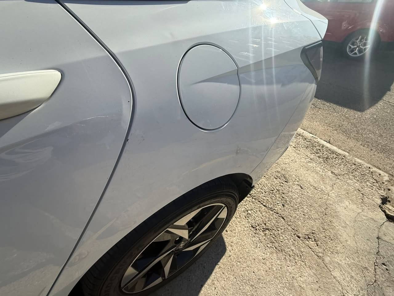 سلام عليكم شباب الانترا مديل ٢٠٢٢ بغداد ماشيه 65الف باسمي كوري اصلي فول مواصفات
محرك ٢٠٠٠دوش سياره جديده بيه فقد بارد شبر جوه القبق البانزين  وطخه ثانيه بل هلال ثلاث اصابع موضح بل صور والباقي مكفول مناقصه اي شي السياره السعر 165وبيها  مجال بسيط 

العنوان بغداد السيديه قرب جامعه الشعب 

الهاتف / ***********
