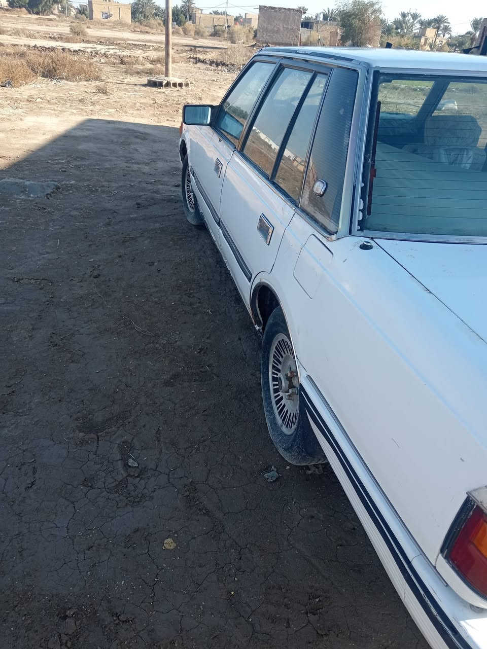 سلام عليكم سوبر٨٥للبيع مكينه 2500 مصبوغه عام ***********
