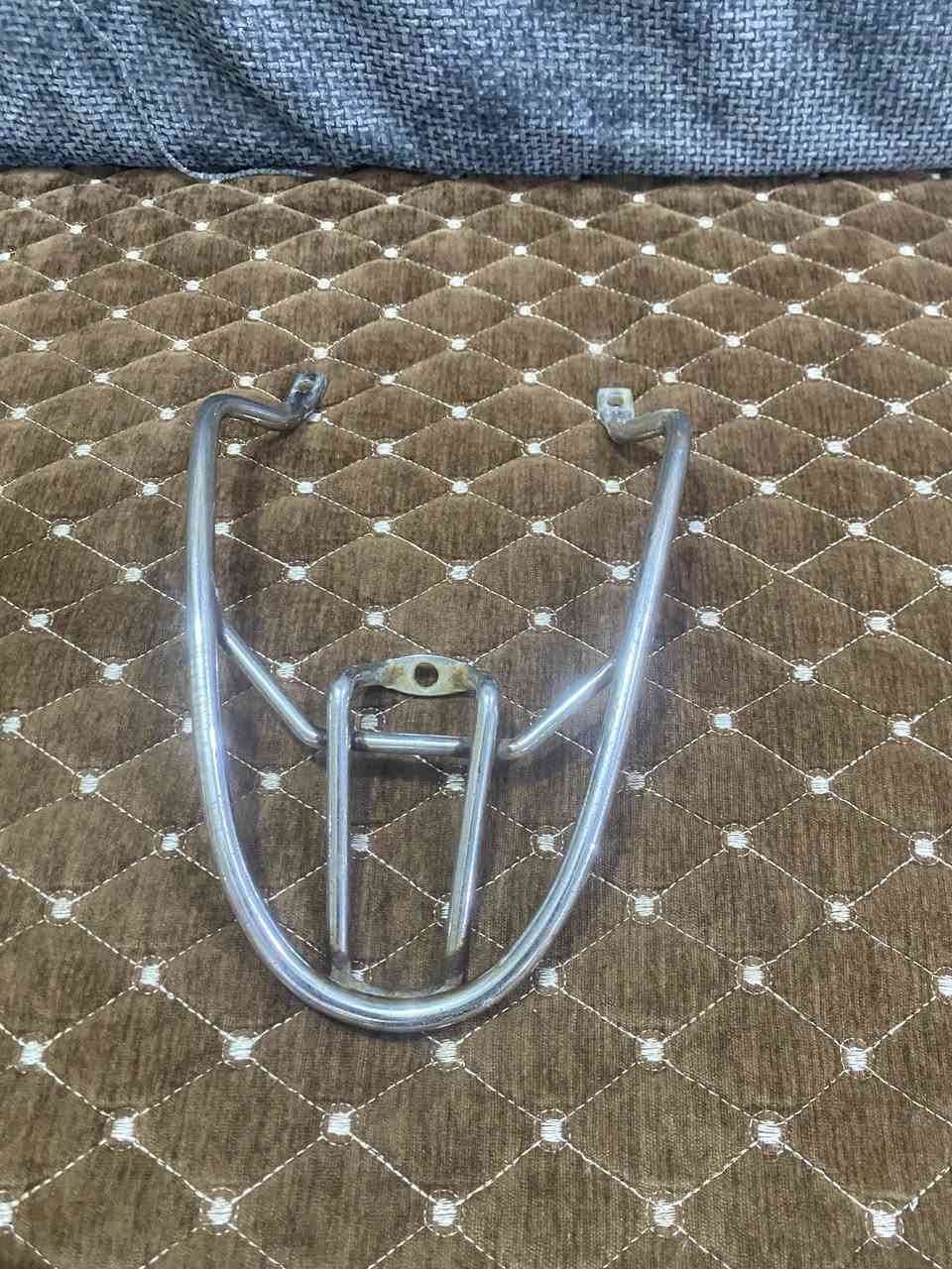 مساء الخير 
كاسحه ترهم لعبد حليم جيب وشد ٢٠ الف 
وسيبايه ستيل مال عبد حليم فحل اصليه ٢٠ الف 
هورنات بوش إيراني ٢٠٠ بيهن مجال مكاني بغداد تقاطع درويش مال سيديه ***********
