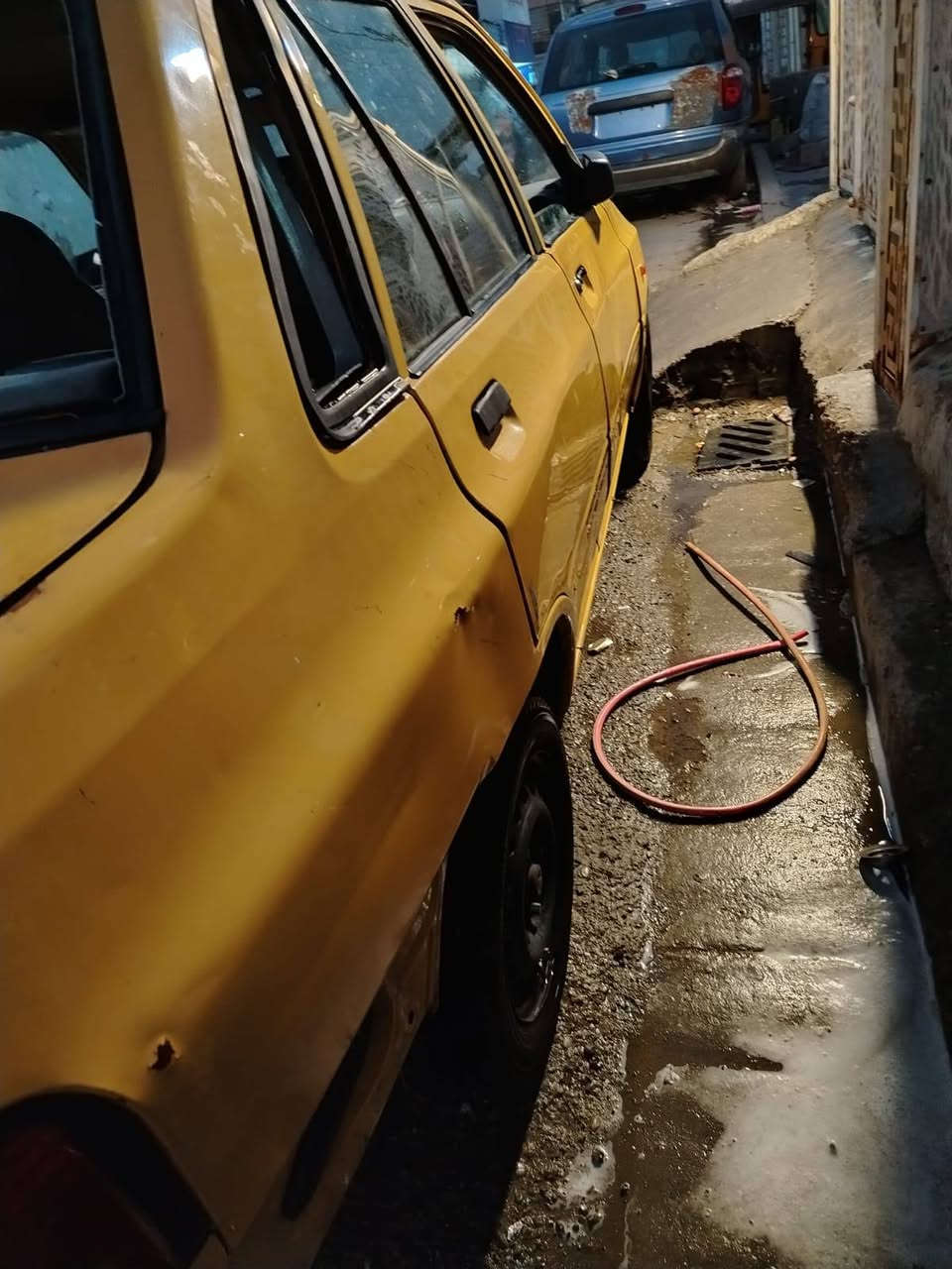 سلام عليكم سايبا 12 بيهه ضربه الجاملغ الخلفي معمر بعده مامصبوغ مكينه وكير مكفولات شواصي معمرات مصفره هيئه وغرمات ارقام انكليزي تحويل ثاني يوم بكاني بغداد الكماليه سعر 26وبيهه مجال ***********
