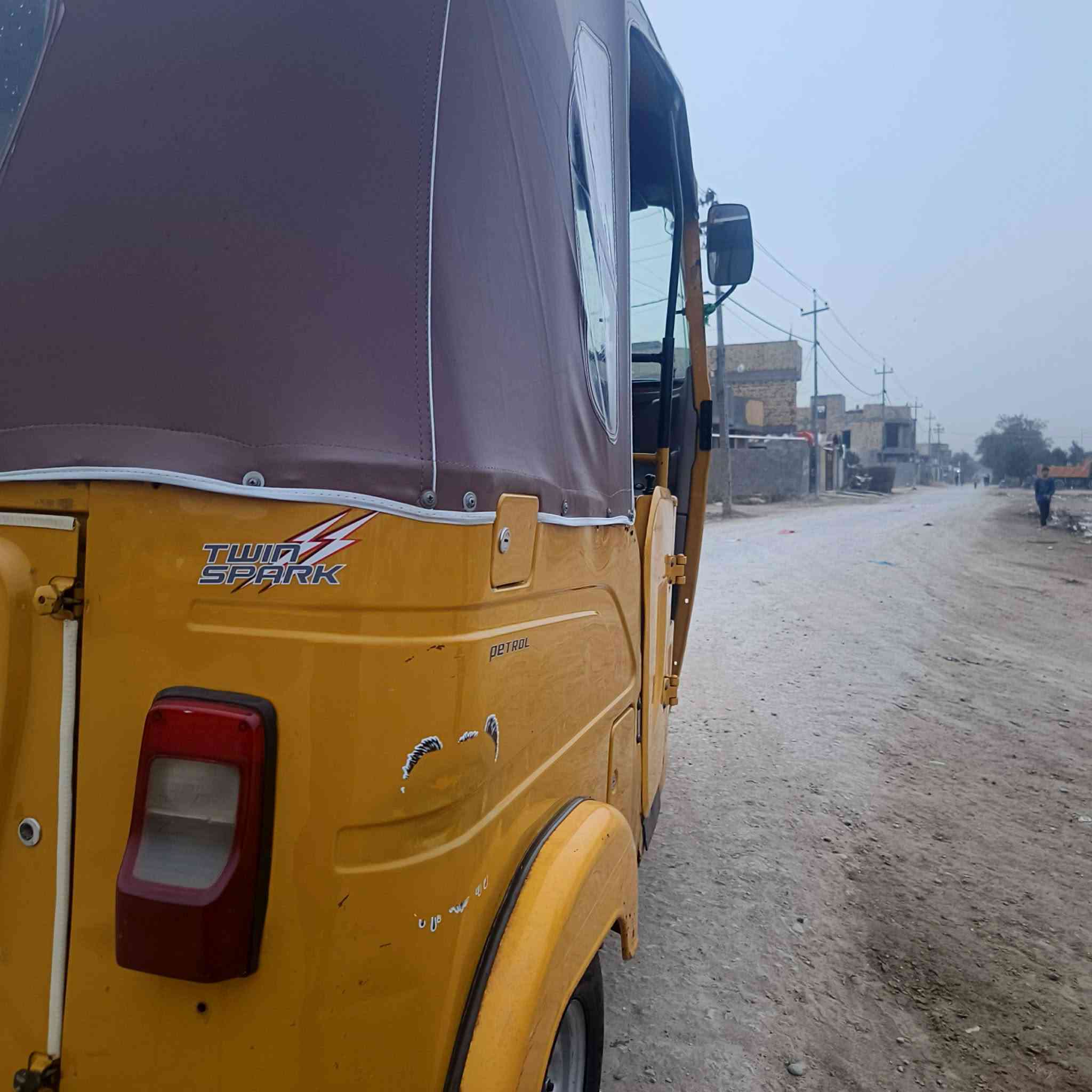 سلام عليكم شباب تكتك واحد وعشرين كفاله كشره ومكينه تكتك رقم وسنويه ل28هاذه رقمي الي يريده بي خير ويدلل ***********
