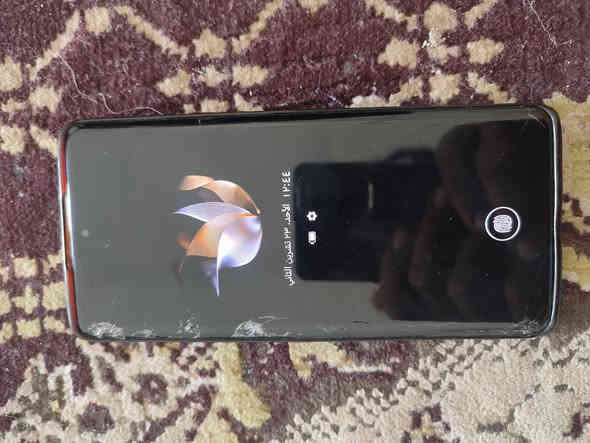 السلام عليكم جهاز البيع ذاكره 512 ذاكرته  السعر 90 قفل  بي فطور بل شاشه ما مفرات وبل ضهر همين كربلاء حي العامل ***********
