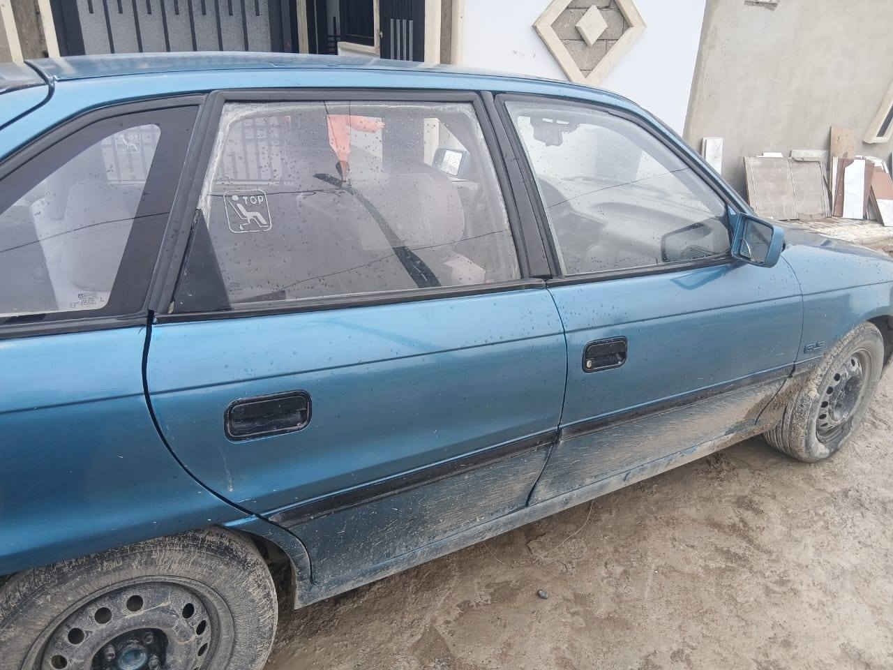 سلام عليكم استرا 16 موديل 1993 رقم دولي انبار محرك وكير شرط مصبوغه جماليه بدون دواخل بيها كابون بانزين شرط التحويل الشرعي بالموصل السعر 35 بيها مجال شراي اتصل *********** مكاني موصل جانب الايمن الهرمات الثانيه
