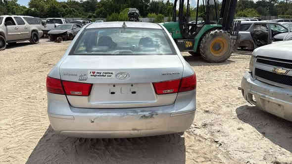 أدوات سوناتا وارد أمريكي ٢٤٠٠ دوش كل القطع متوفرة حداديه أبواب كير محرك عنوان كربلاء حي الصناعي شارع الكرينات نهايته مجاور مطعم كبه حماده للتواصل واتساب أو اتصال أو عالخاص *********** يتوفر توصيل جميع محافظات العراق
