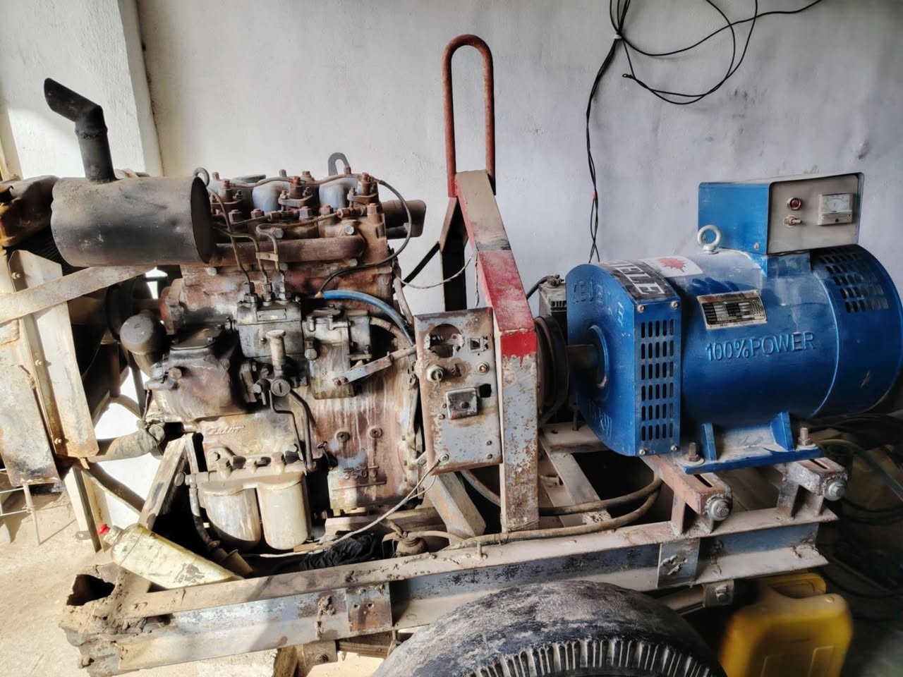 مكلف بل نشر 
مولد عنتر للبيع السعر 3 مليون 
جلولاء حي الصناعي 
للاستفسار.  ***********
