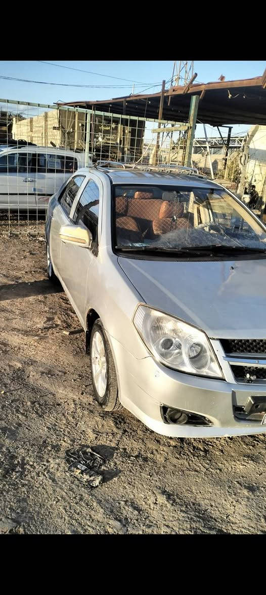 سلام عليكم جيلي ام كي موديل١١سنويه ل 27كير محرك حداديه كهربائيات تخم تأثيرات جديد تحويل ثاني يوم بيع ومراوس بتكي حسب الاتفاق السعر٣٣ وبيهه مجال العنوان الدوانيه،***********
