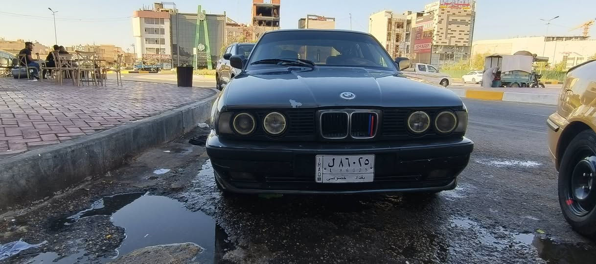 بيئم 525 مسكر كير عادي سيارة جاهزة مكينة كير حدادية تخم تاير باتري جديد سلايت العنوان كربلاء السعر 48 وبيها مجال ***********
