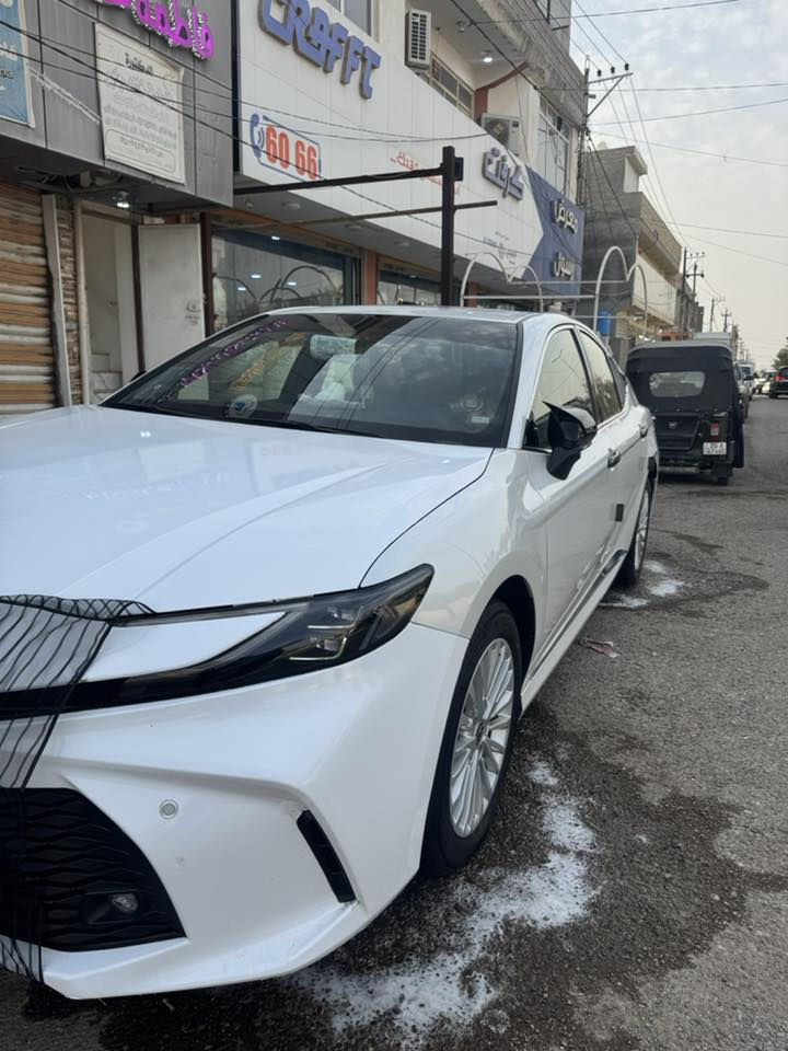 السلام عليكم كامري
موديل 2025 خليجي 

ماشية 5000

تابعة لضمان الشركة الدولية 

بيهةً 10تبديلات دهن مجانية 

مواصفات تنتة 

مري شفط 

اشاره بل مري 

قطعتين تبريد 

شاشة تدعم ابل كار بلي 

تحكمات ستيرين 

اضائة led

مواصفات le معروفة 

السعر 285 

العنوان ديالى بلدروز 

***********
