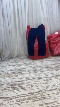 بنطلون كابوي • جديد غير مستخدم • جاهز الأربعاء