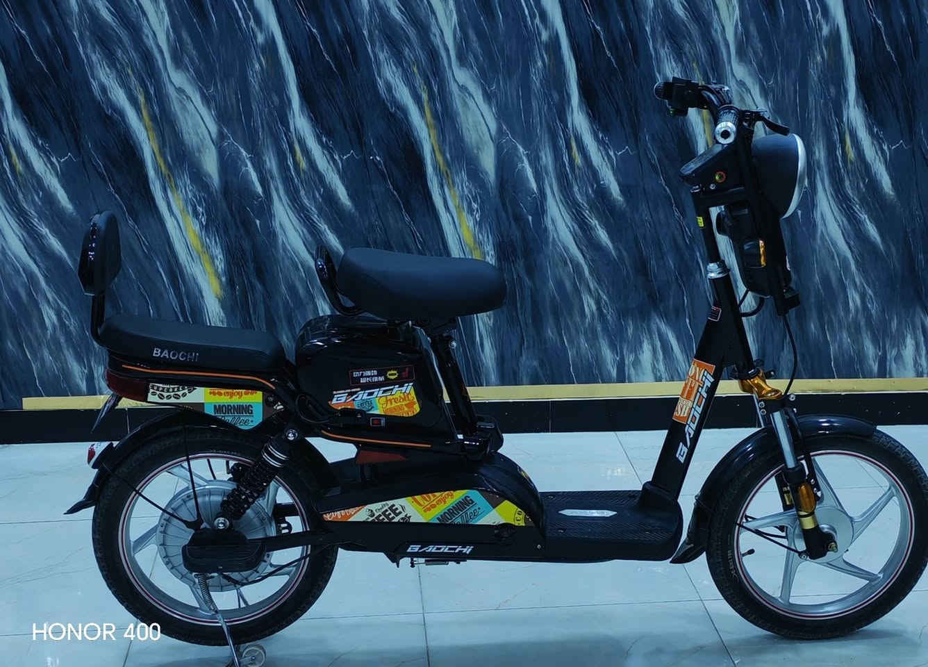 دراجه شحن للبيع صارله شهر طالعه من وكيل
3 سرعات
اقتصادي
ومتوسط
وسريع
مع بصمتين وبايدان وسنجيل كهربائي كله شغاله عينه لايت LED
مكان عماره
***********
