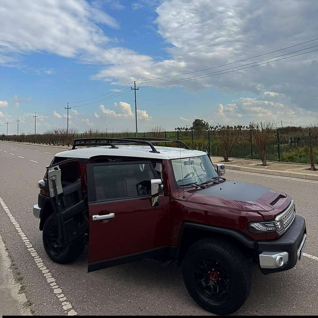 {Toyota Fj Cruiser}
~~~~~~~~~~~~~~~~~~~~~~~~~~~~~~~~~
موديل : 2008 
مكينة : ٦ سلندر بنزين 
ماشية : ٢١٧ كم 
ضرر سيارة : ٣ قطعة امامى صبغ و شويه دواخل
مواصفات : نص فول بدون ٤*٤
رقم اربيل فحص و سنوى و رقم جديد تحويل مباشر
مكينه و گير و صدر كل كفاله حتى برغى مامفتوح 
مكان سيارة: اربيل شارع ٦٠ 

رقم موبيل / ***********6
                                  

.
.السعرررررررر 90 ورقة 
.
.
.
.
_____________________________

‏ ‎للاعلانات او بيع السيارات  راسلونا على الصفحة  📩

