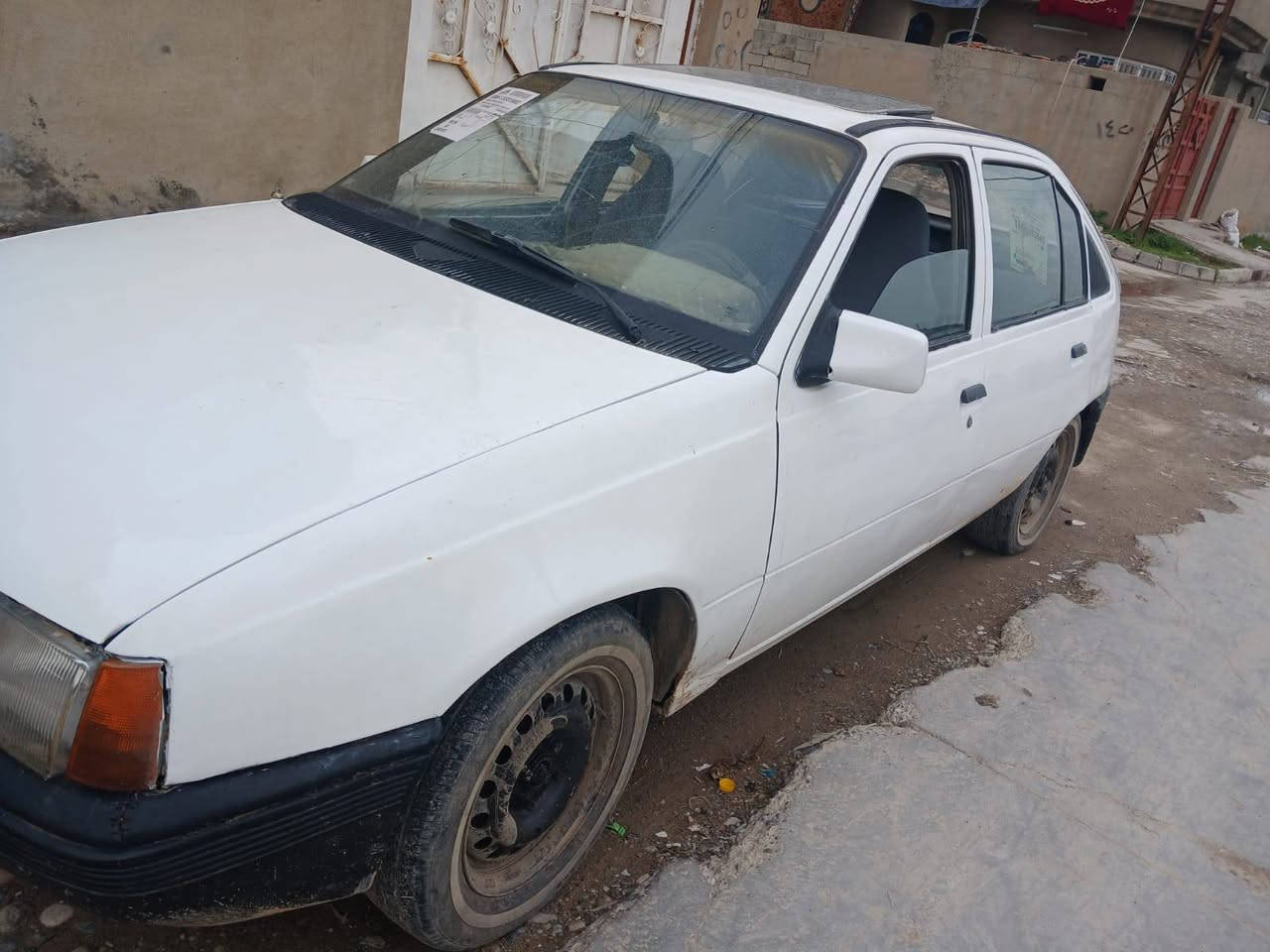 كاديت للبيع السعر 15 شرط التحويل كاربون بيها سنويه خضره محرك الكير شرط ***********,,***********
