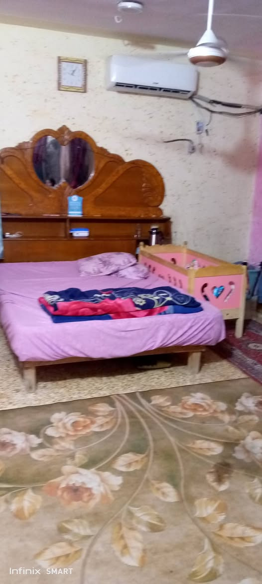 دار طابو للبيع المساحه ١٢٠ متر قريب على السوق والمدارس ثاني فرع خلف السوق ركن نصف امامي البيت الارضيه كاشي والسطح شتايكر المكان منطقة(٤٠٠٠) خلف دكتور احمد ابورغيف  سوق الأولى الشارع مقابل مستشفى النهروان الجديد للإستفسار الاتصال ***********
***********
