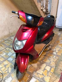 سكنس نثيه 140دراجه نضيفه ابيعها على وضعها اليوم طلع دخان من صالنصه ابي...