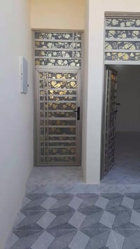 مشتمل طابق واحد • ١٠٠م • طابو زراعي