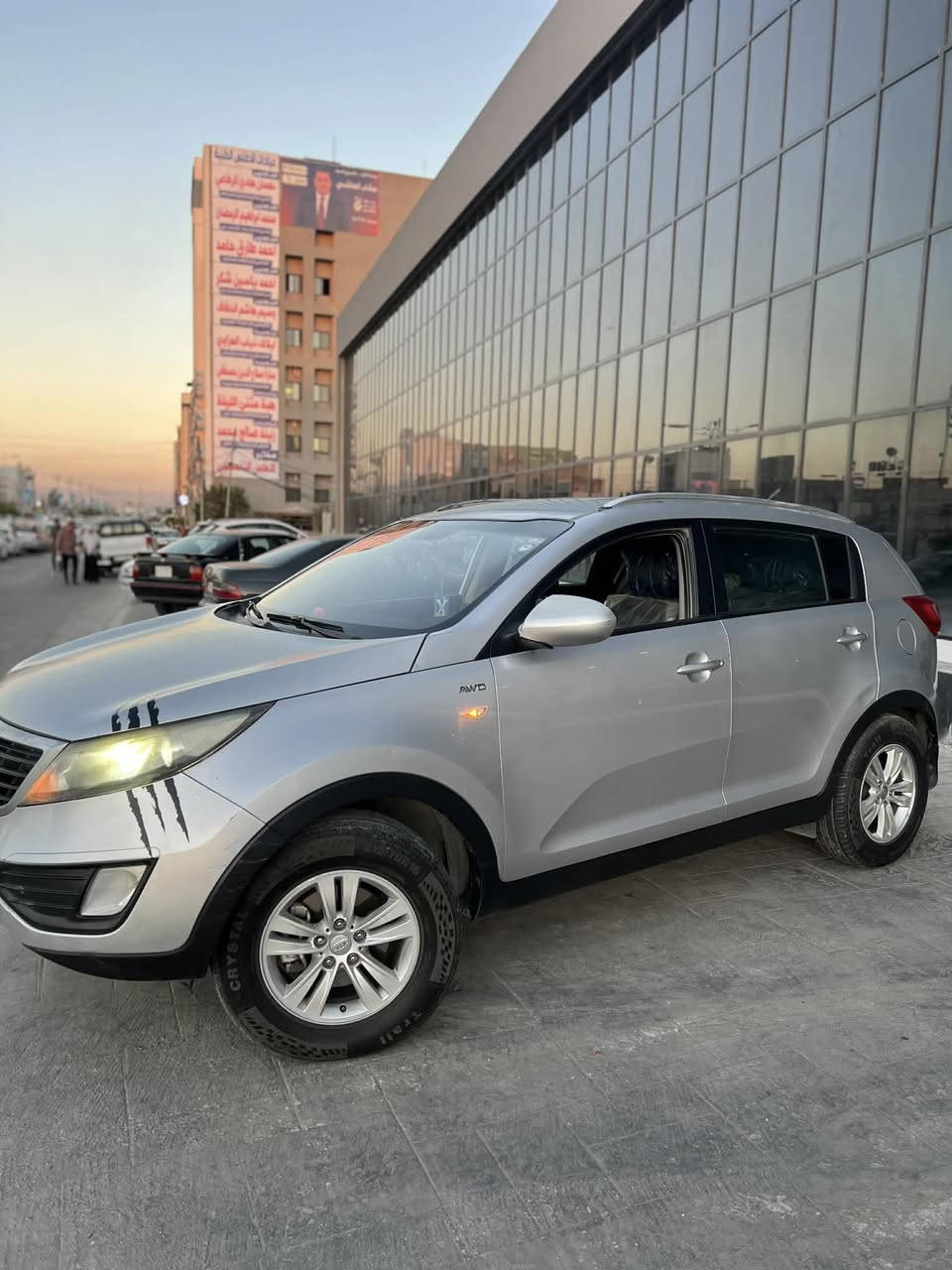 سبوتج 2011
للبيع سبورتج 
2011
بدون حادث بدون ضرر فقط بيها بوند مبدل جارد شويه
رقم دهوك هزه جديد سنويه جديد 
ماشيه105km
سعره راح يكون 136بيها مجال للشراي 
مكاني موصل حي المصارف
للتواصل ***********
***********
