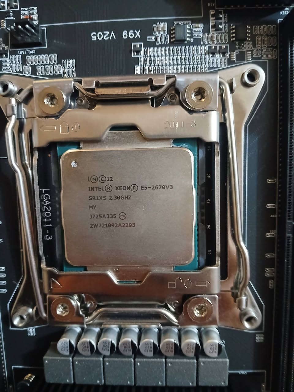 السلام عليكم 
مذربورد DDR4 مع +معالج +رامات قطعتين 
 حجم 8GB سرعه 2666
  بهل شكل هذه جديد غير مستخدم متواجد خاص 
توصيل موجود بغداد وجميع المحافظات


**إذا كنت صاحب هذا الإعلان وتريد حذفه لأي سبب، رجاءا أرسل رسالة إلى الدعم الفني**