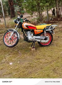 سيفان • موديل ٢٤ • ٢٠٠ سي سي