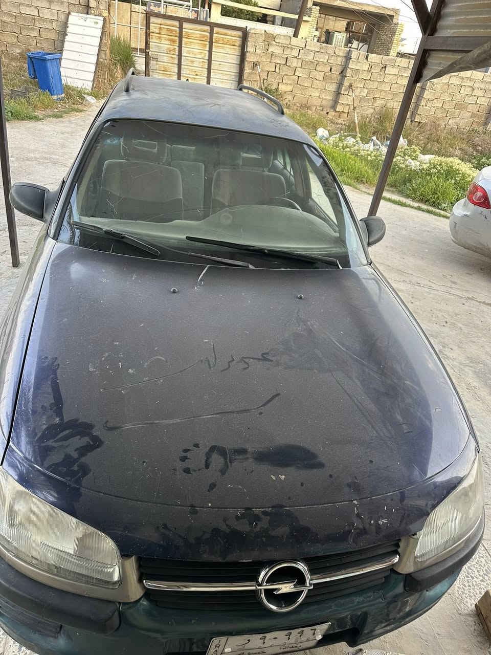 السلام عليكم أوبل اوميكا ١٩٩٥ محرك ٢٠٠٠ كير عادي سنويا ساقطه محرك وصدر نضيف السعر ٣٠ وبيها مجال مكان السياره بغداد التاجيات ***********
