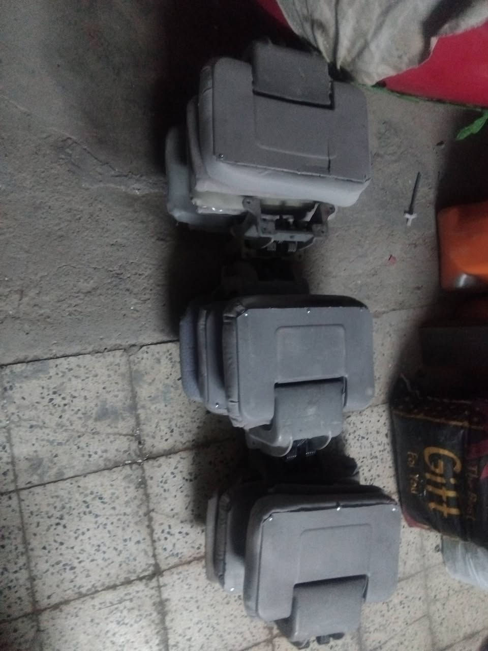 اللبيع السعر الزوج ١٥٠الف*********** مكان كوت عندي توصيل كل محافظات
